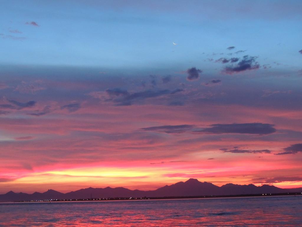 Pousada Coracao Da Ilha Ilha do Mel Bagian luar foto